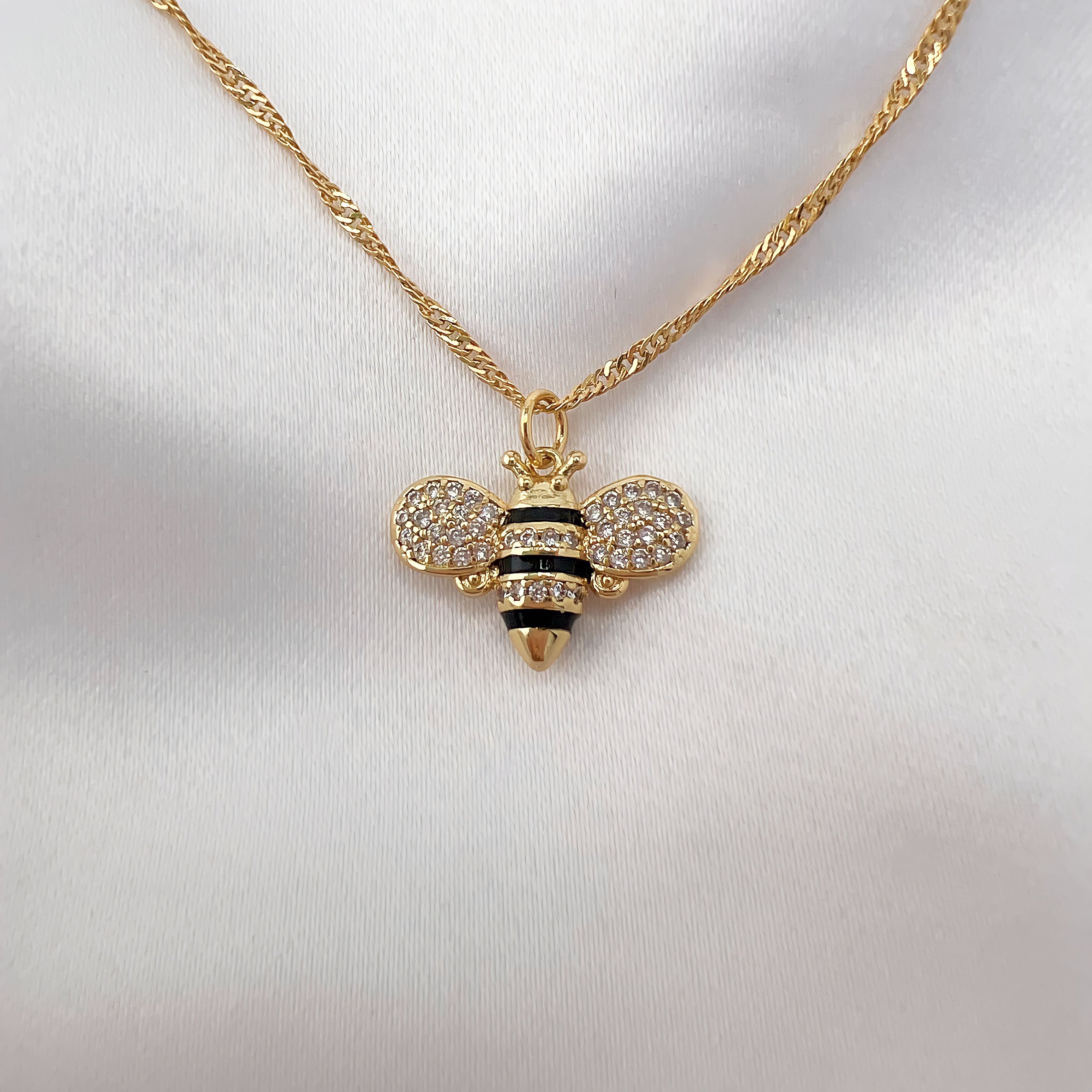 Kween Bee Necklace